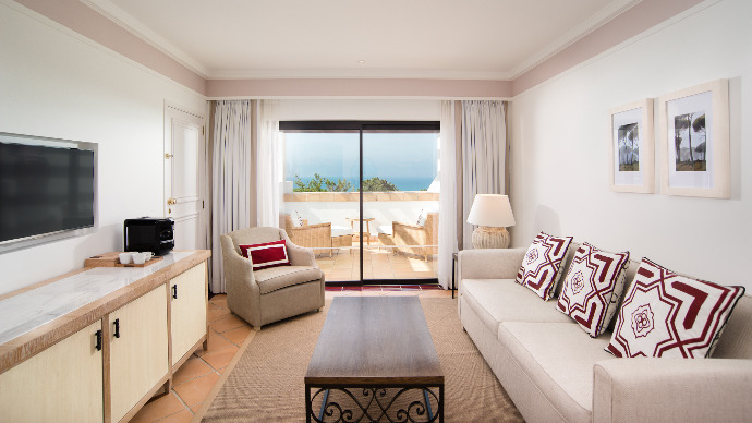 Pine Cliffs Hotel Luxury Collection