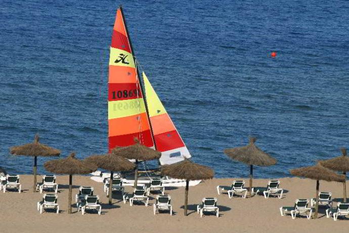 La Costa Hotel Beach & Resort