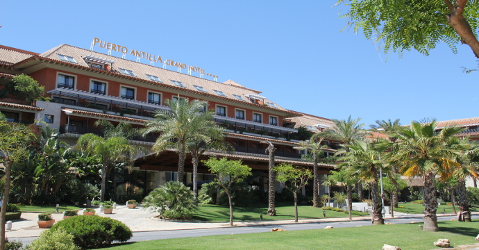 Puerto Antilla Grand Hotel 