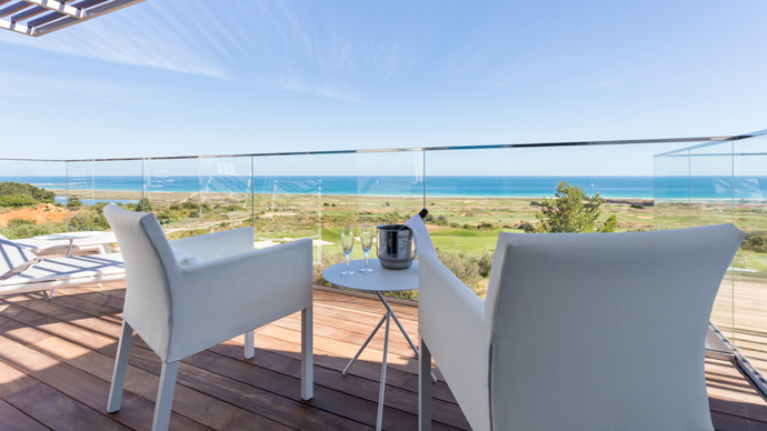 Palmares Beach House Hotel