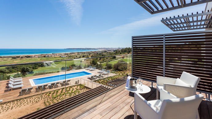 Palmares Beach House Hotel