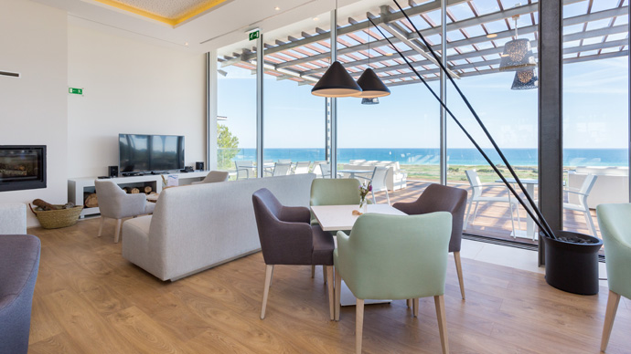 Palmares Beach House Hotel