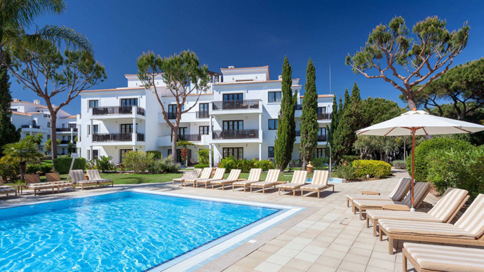 Portugal golf holidays - Pine Cliffs Residence Luxury Collection Resort - 7 Nights SC & Unlimited Golf RoundsGroups of 4
