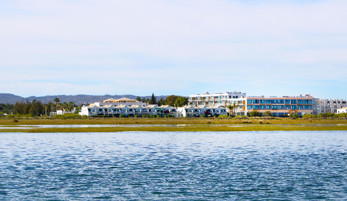 AP Cabanas Beach & Nature