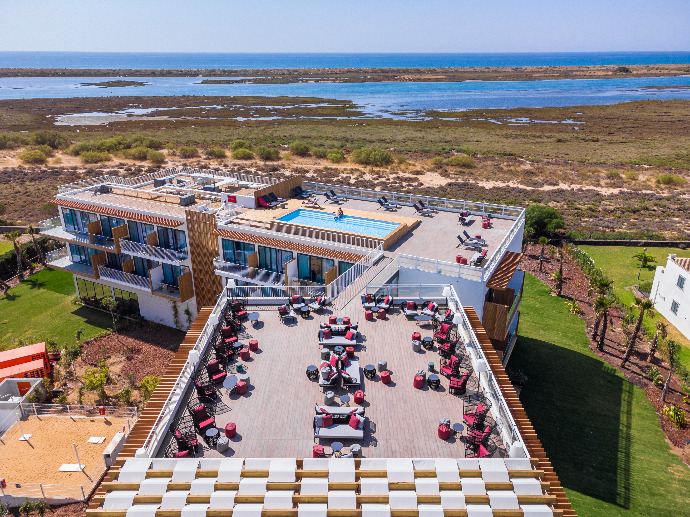 AP Cabanas Beach & Nature