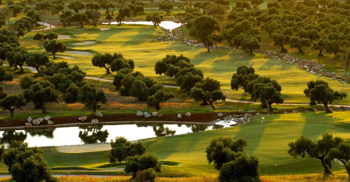 Arcos Golf Club & Country Estate