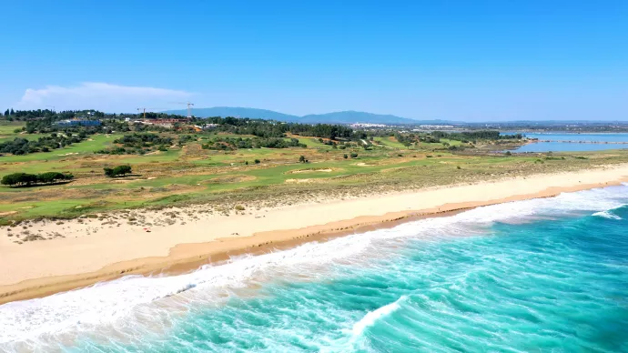 Portugal golf courses - Palmares Golf Course - Photo 11