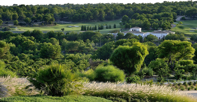 Las Colinas Golf & Country Club