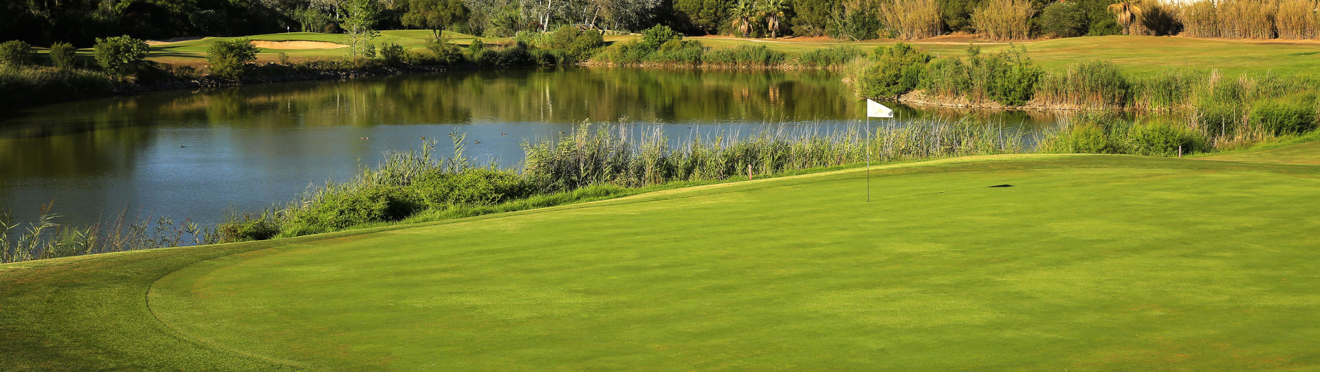 Portugal golf courses - Vilamoura Laguna golf course - Photo 1