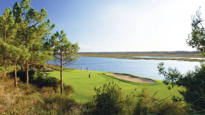 Portugal golf courses - San Lorenzo Golf Course - Photo 4