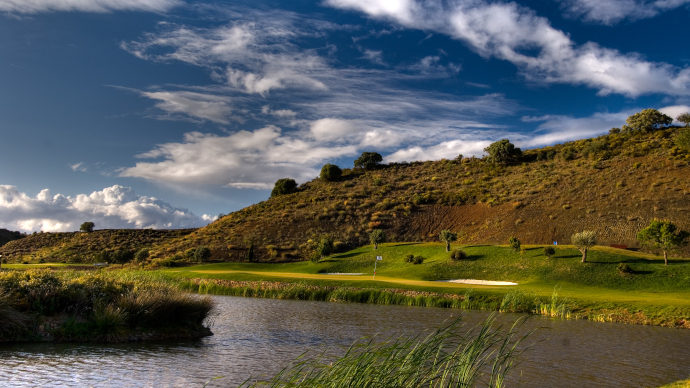 Portugal golf courses - Quinta do Vale Golf Course - Photo 7